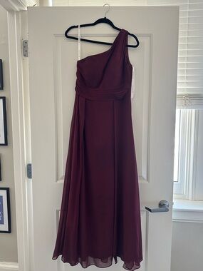 Azazie One-Shoulder Burgundy dress
